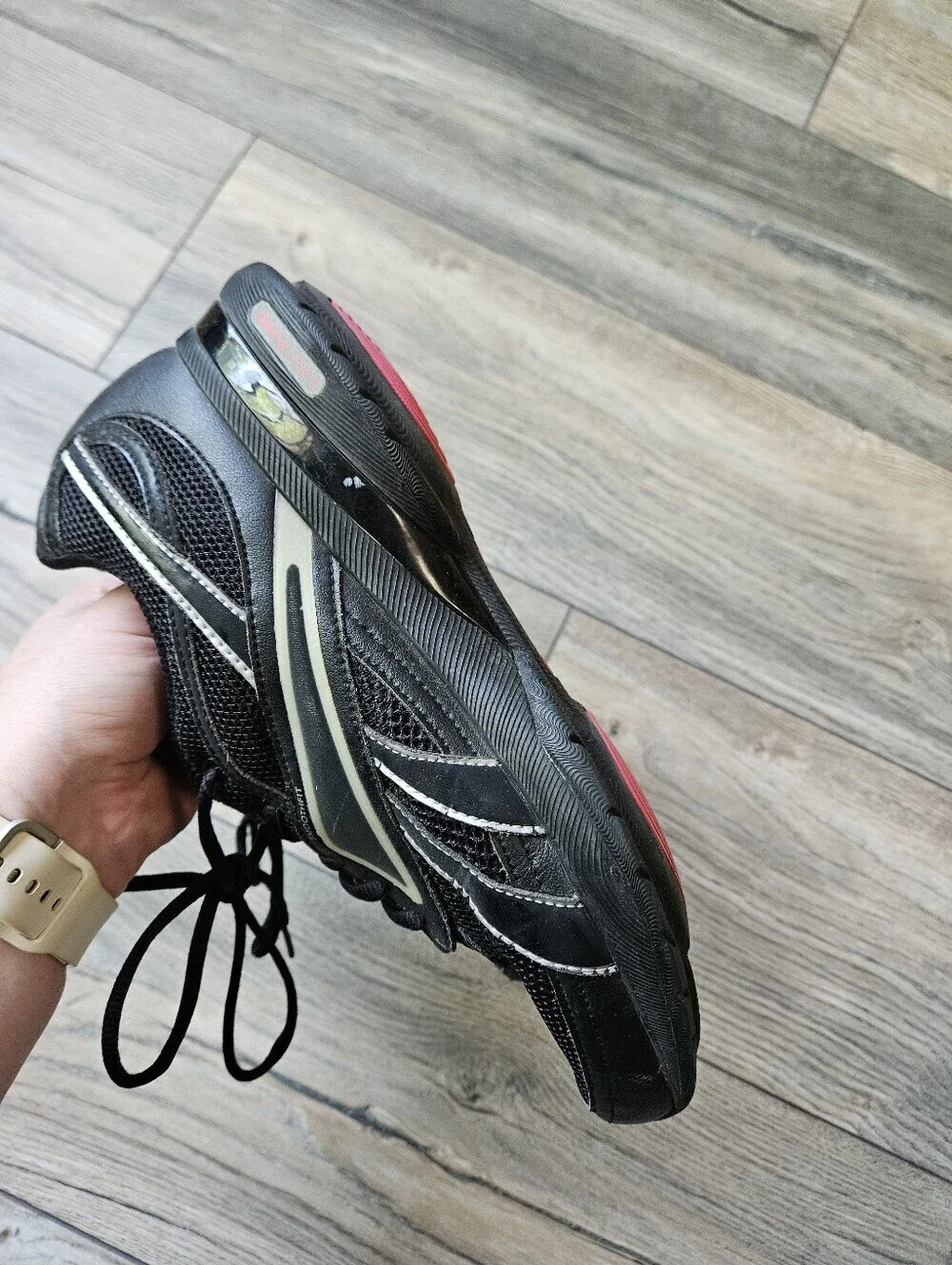 Reebok Easy TONE Calf Shoes Black with Pink Accent